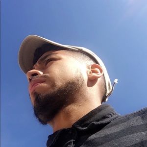 Meet your Posher, Enrique